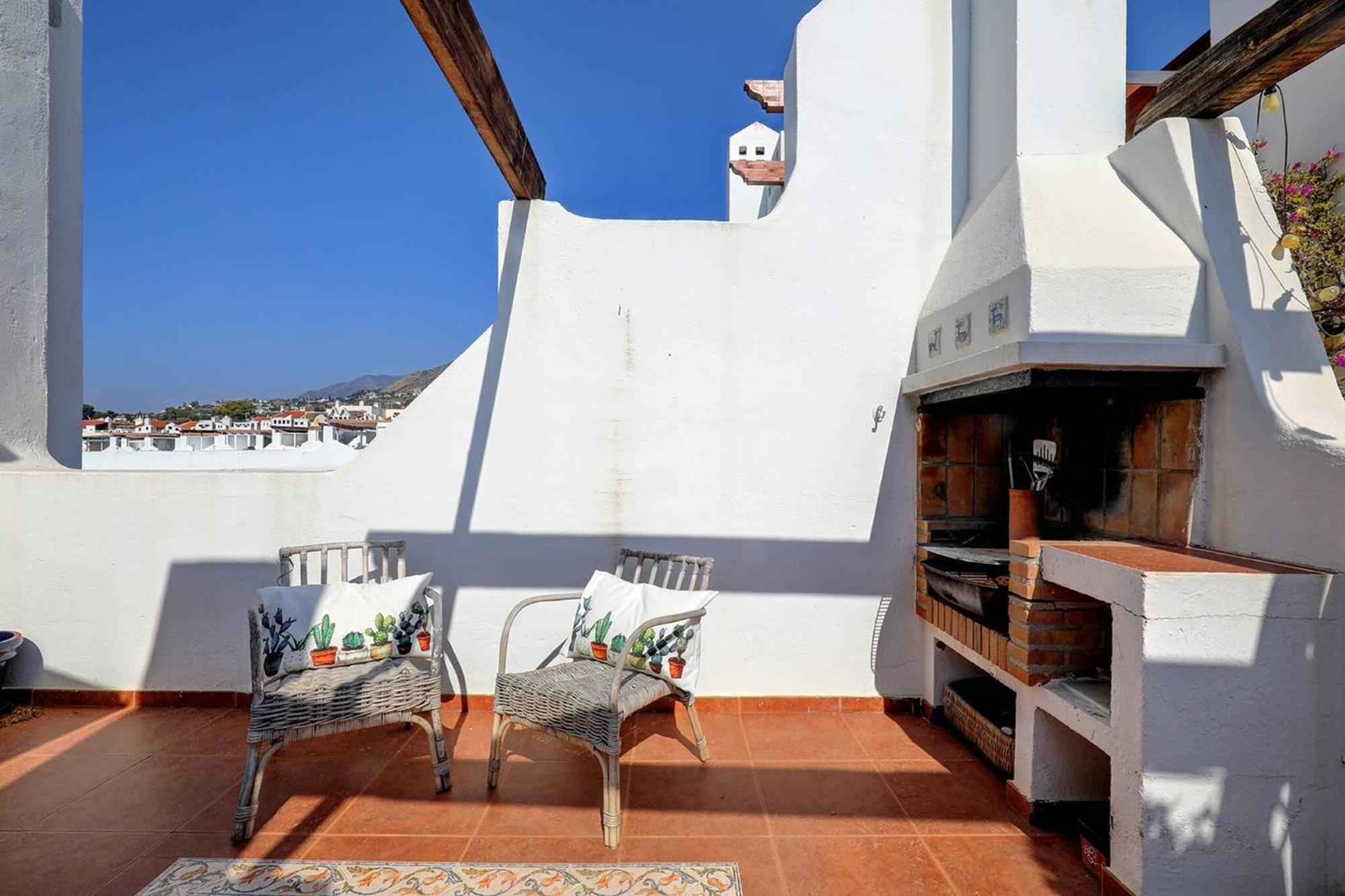 082 - Stunning Sea Views Beachfront Apartment Benalmadena Exterior photo
